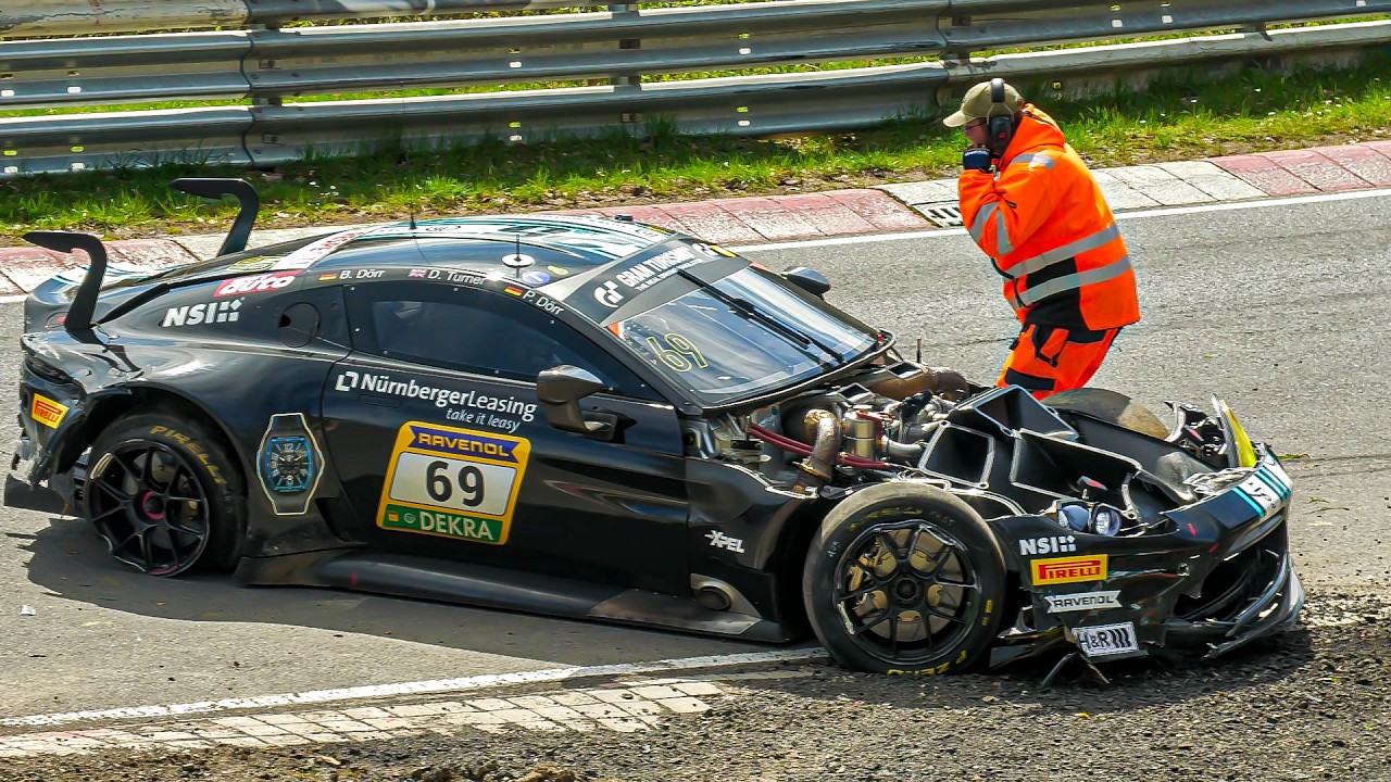 Nürburgring CRASH Aston Martin Vantrage GT3 | 06.04.2024 NLS Race 1 ...